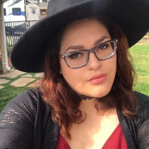 Meet your Posher, Christina